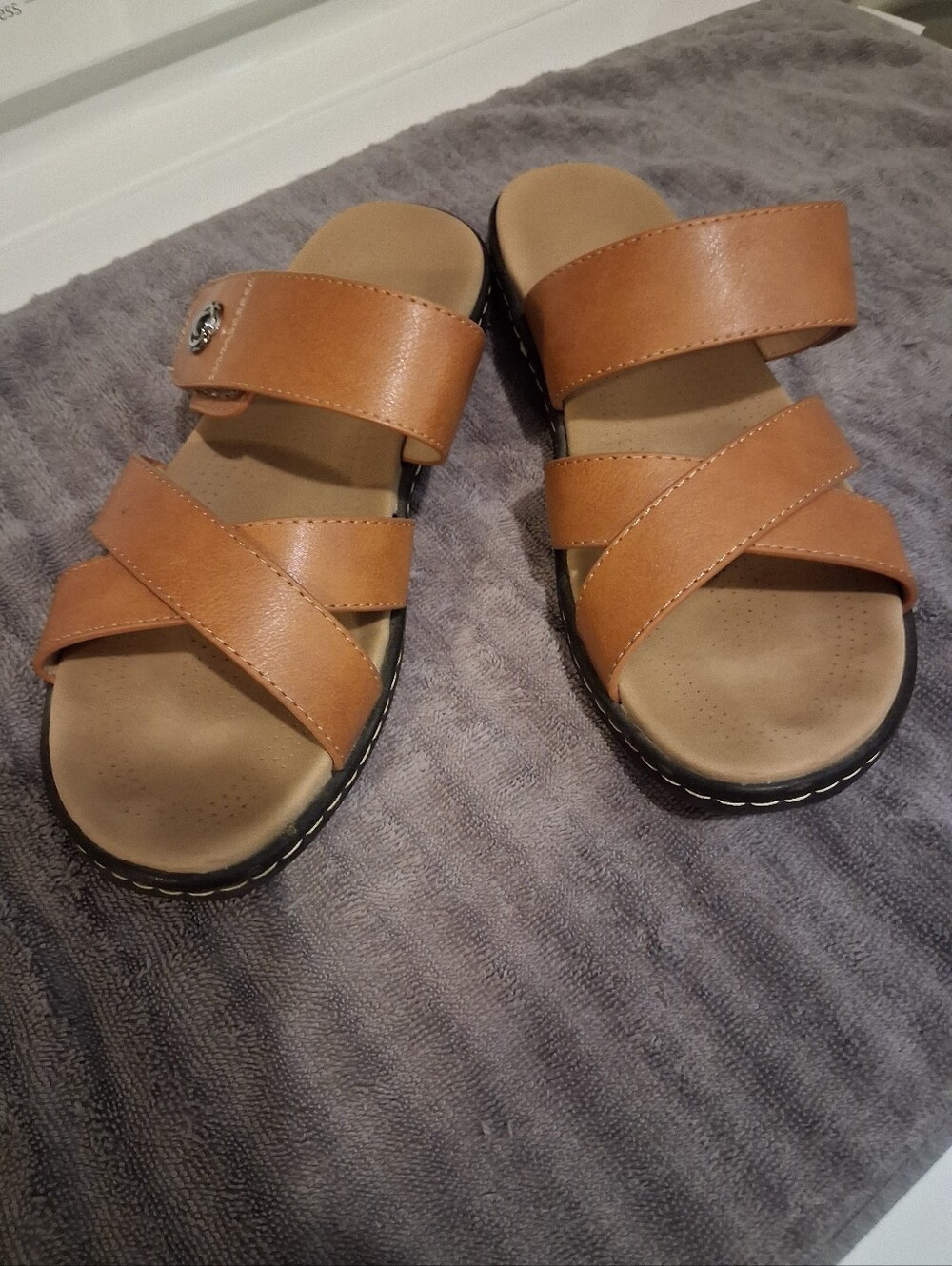 Shoes - Picture 5 of 5